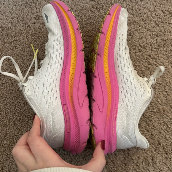 Hoka Kawana Sneaker Pink and White - Picture 5 of 6